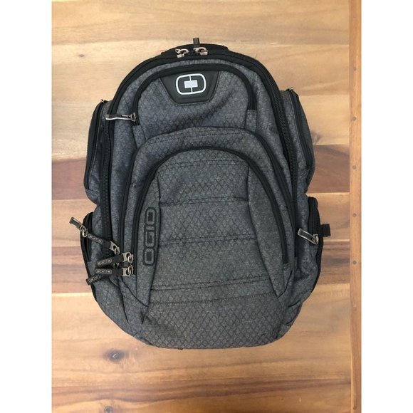 OGIO GRAPHITE GAMBIT LAPTOP CARRY ON  BACKPACK - Picture 8 of 15